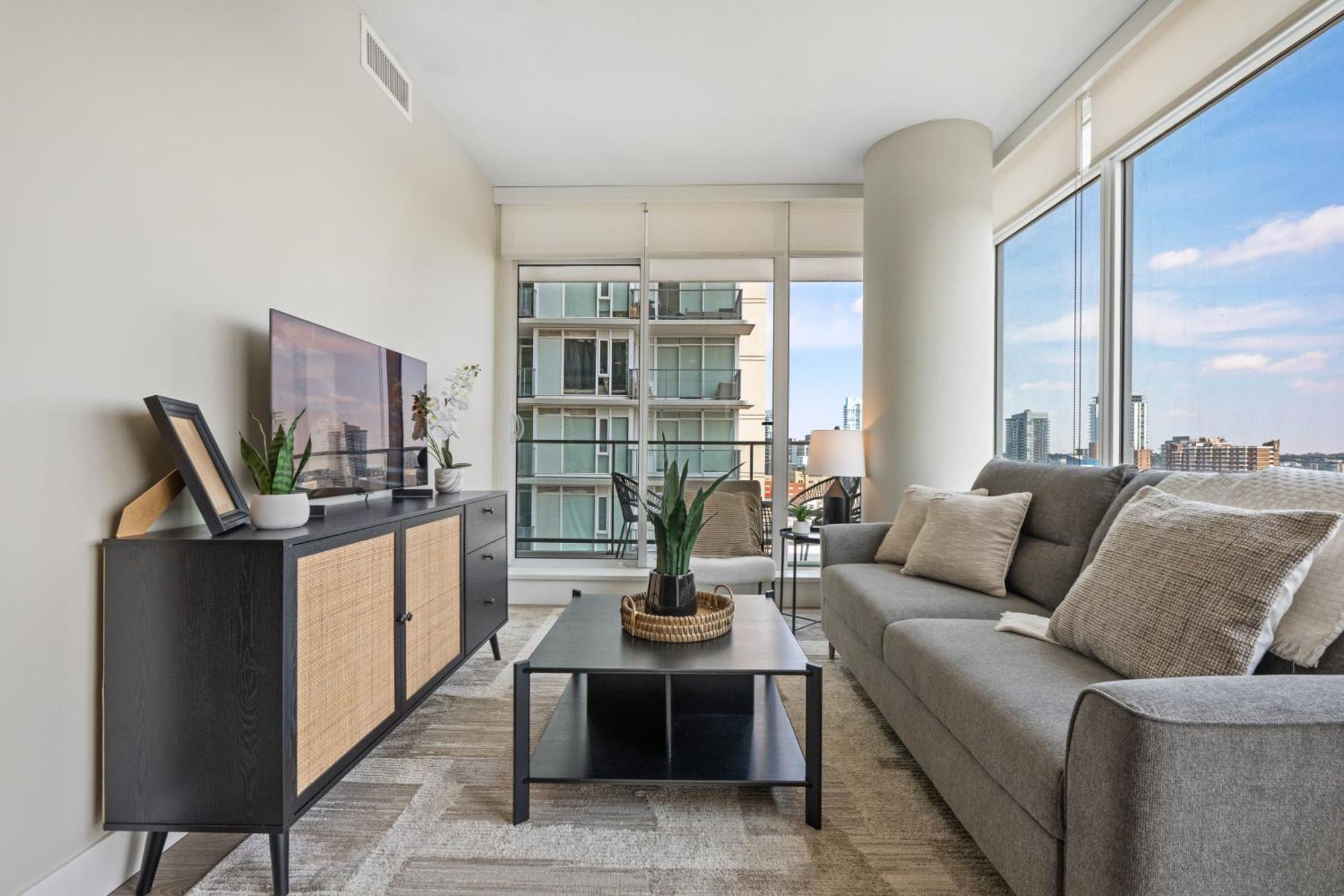 Modern Suite Calgary Downtown 5 Min Walk Stampede Exteriör bild