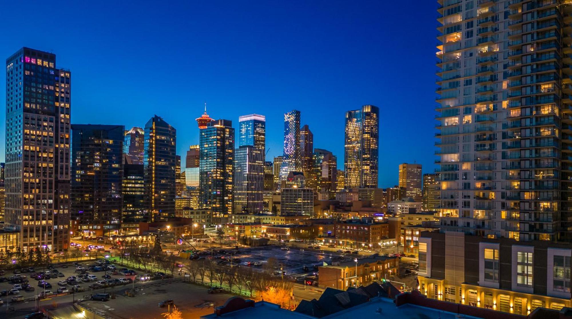Modern Suite Calgary Downtown 5 Min Walk Stampede Exteriör bild